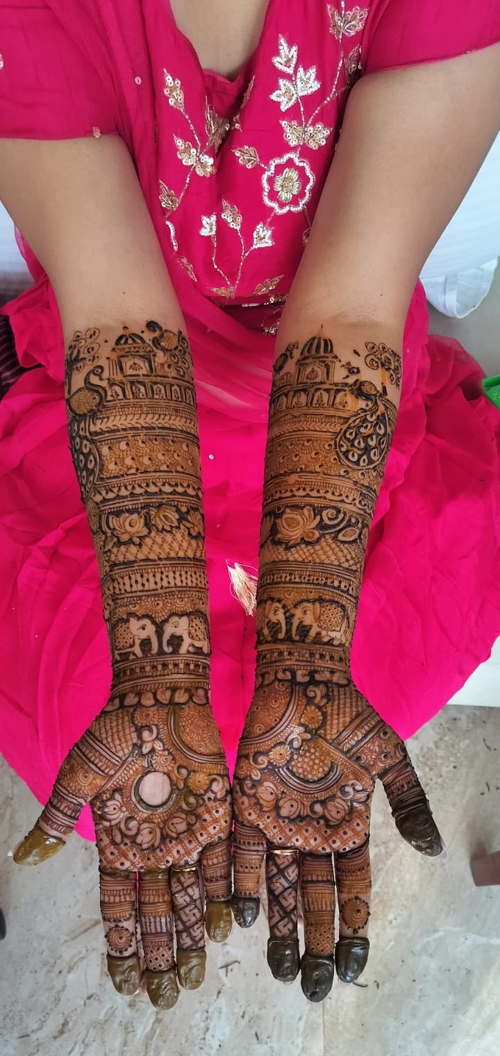 Karwa Chauth Mehandi Celebration — portfolio 13