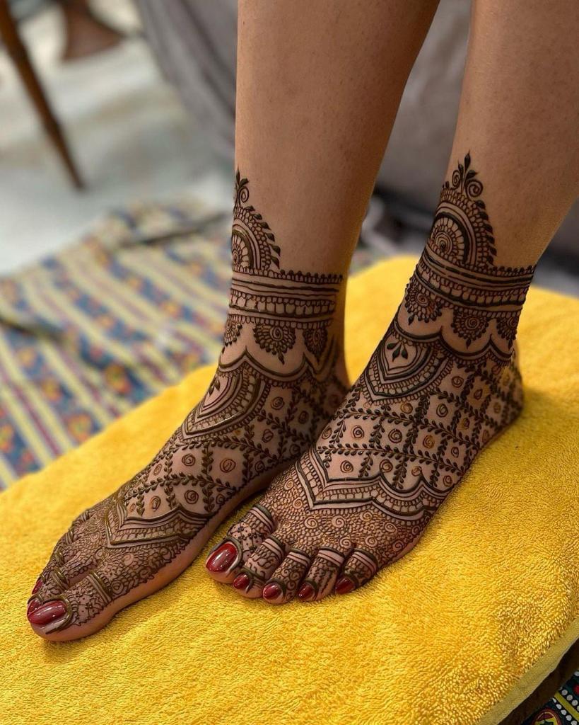 Karwa Chauth Mehandi Celebration — portfolio 14