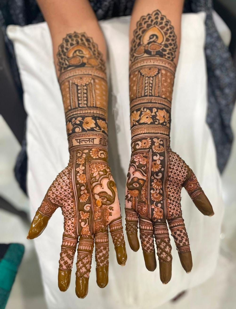 Karwa Chauth Mehandi Celebration — portfolio 6